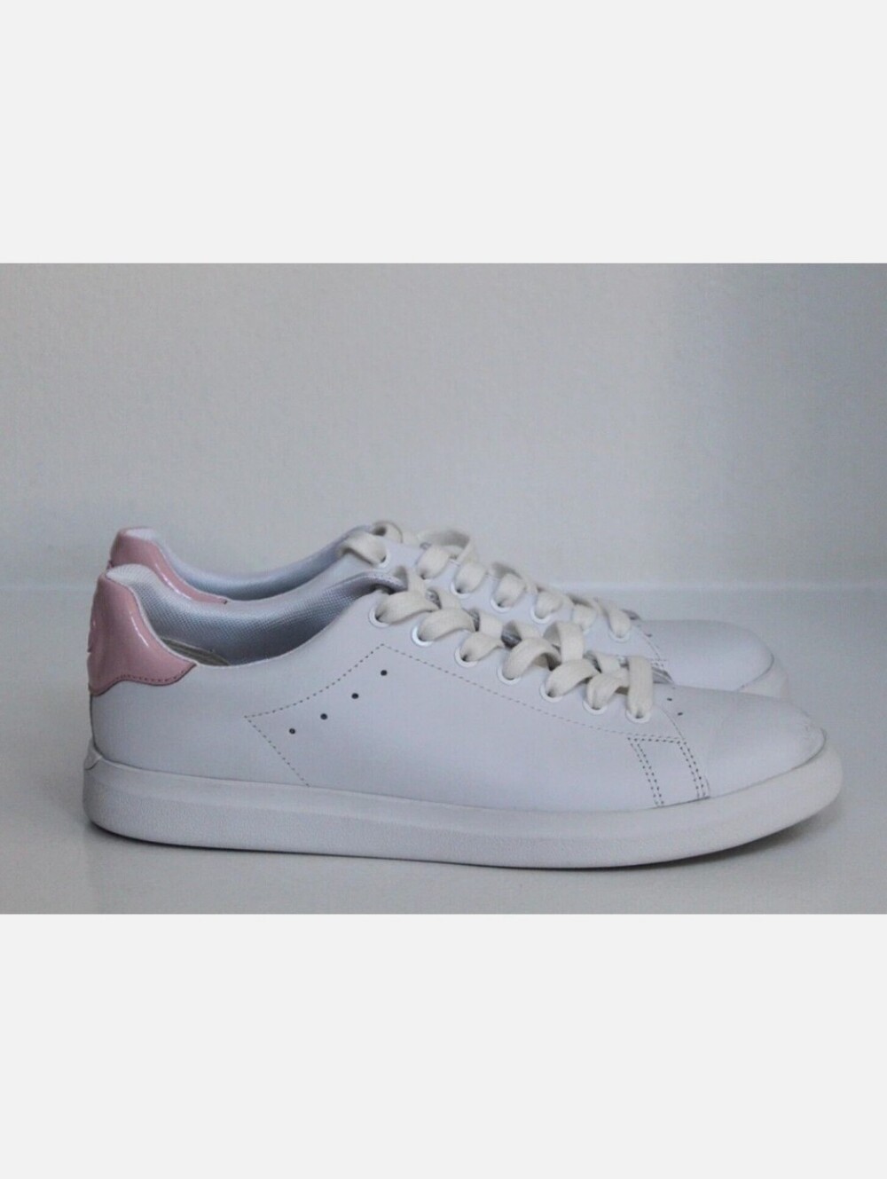 Tory Burch Howell Court Sneakers White Pink Leather Size 7.5
